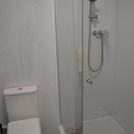 Spacious 2 Bed Flat In Easton * בריסטול