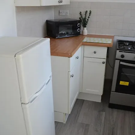 דירה Spacious 2 Bed Flat In Easton בריסטול